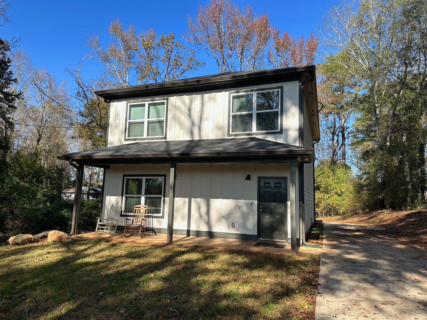 Athens House: 154 Kentucky Circle