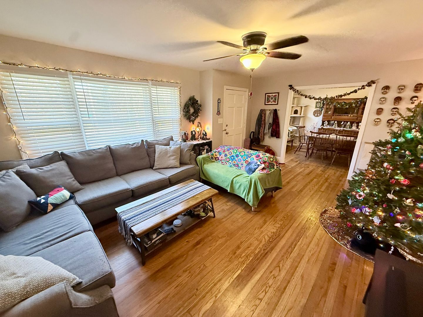 Athens House: 100 Lakeshore Dr.