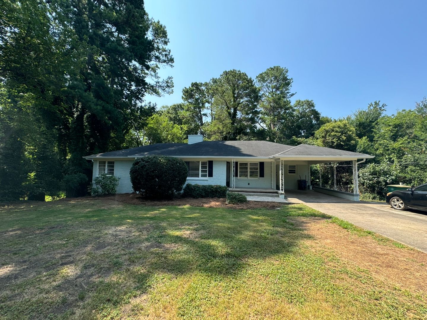 Athens House: 174 Hardin Drive