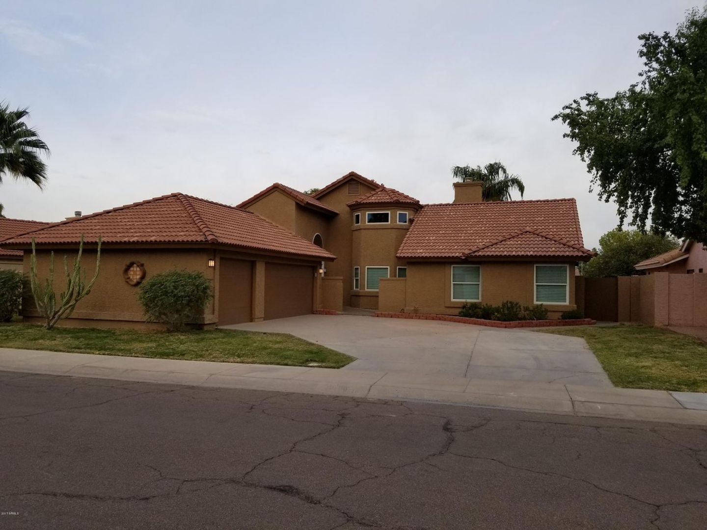 Chandler House: 1624 E Chicago St