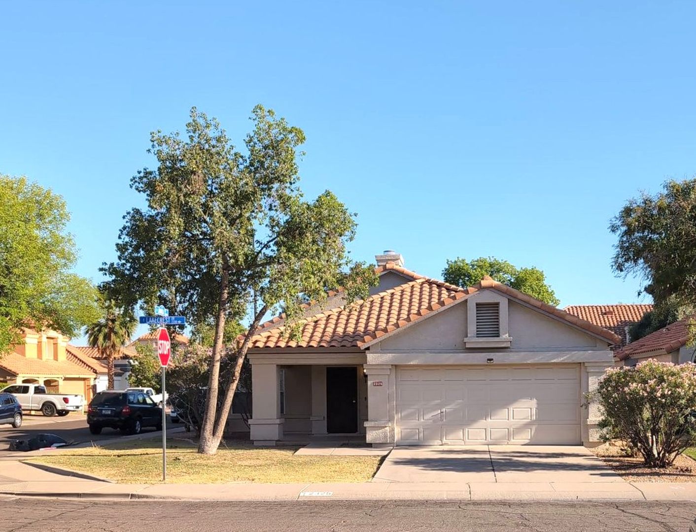 Gilbert House: 2325 E. Lakecrest Dr