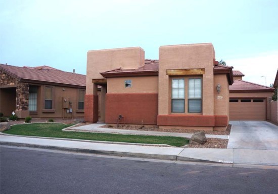 Chandler House: 2607 E Chester Dr