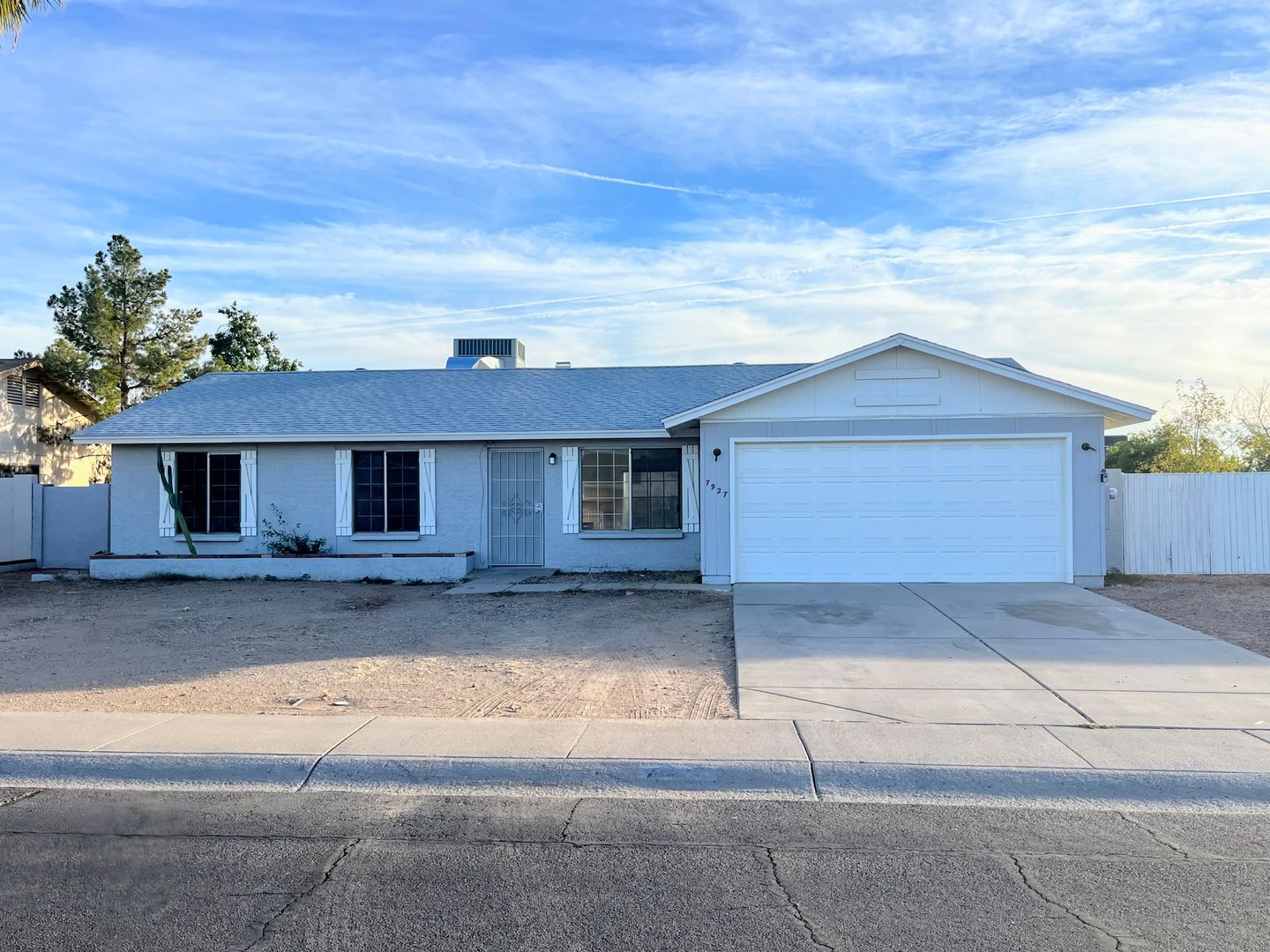 Peoria House: 7927 W Desert Cove Ave
