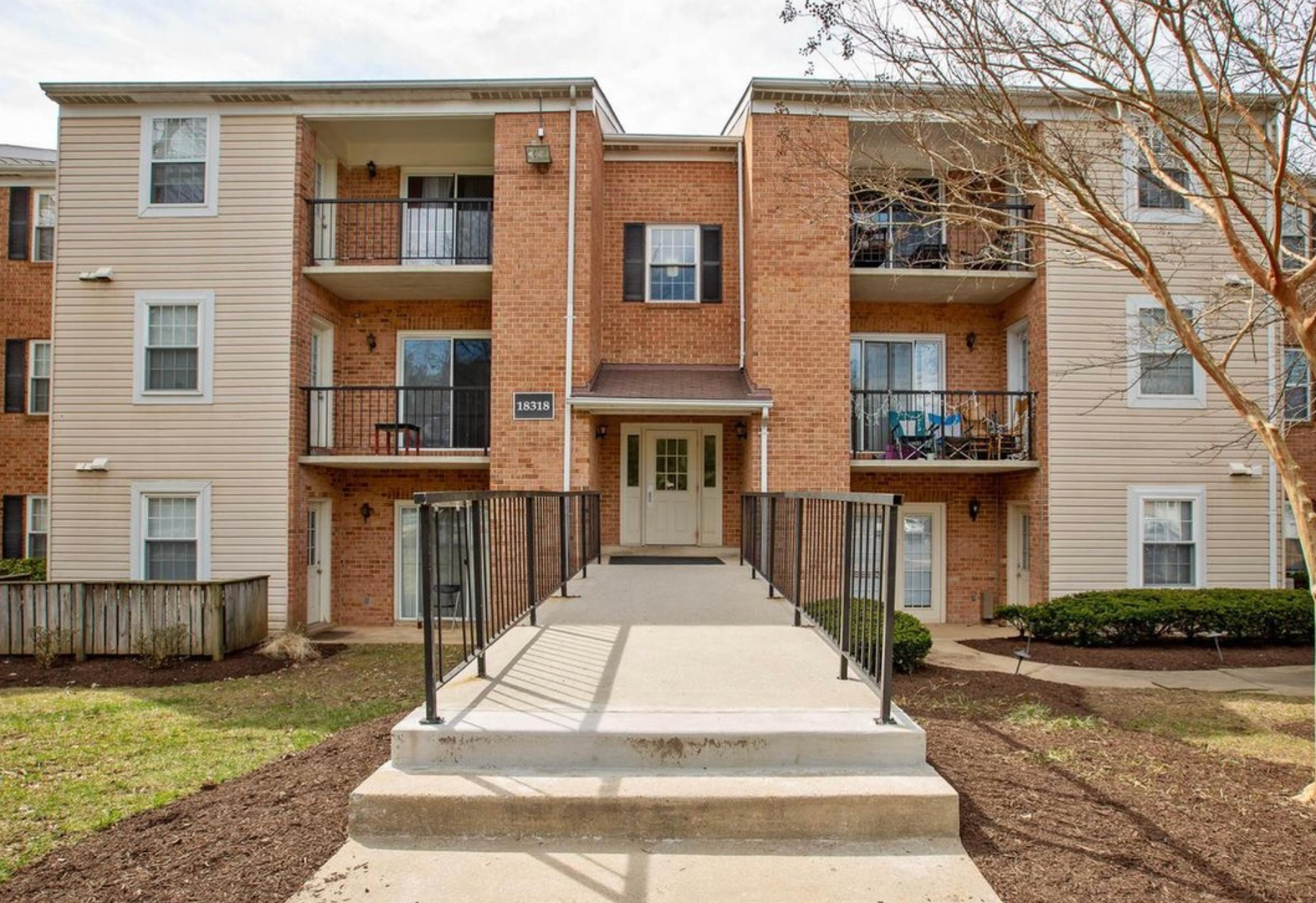 Gaithersburg Condo: 18318 Streamside Drive