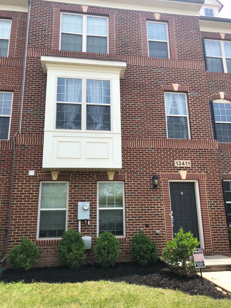 Silver Spring Townhome: 13411 Deer Highlands Way