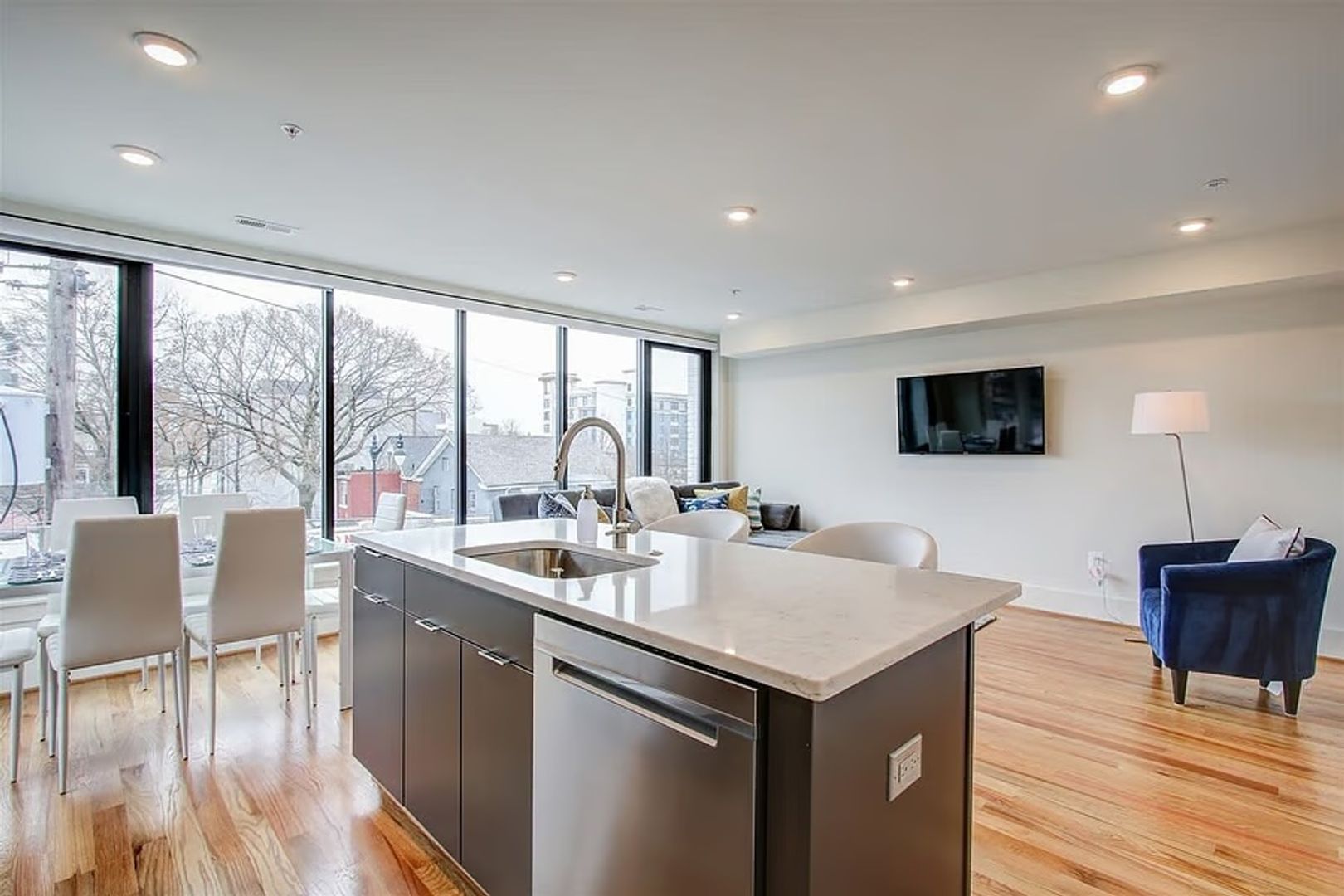 Washington Condo: 843 Upshur St NW #301