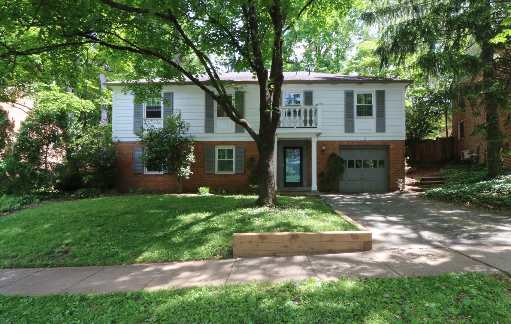 Bethesda House: 6703 Rannoch Road