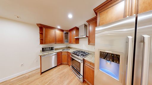 UPDATED 2 + 2 Condo in Columbia Heights – photo 1