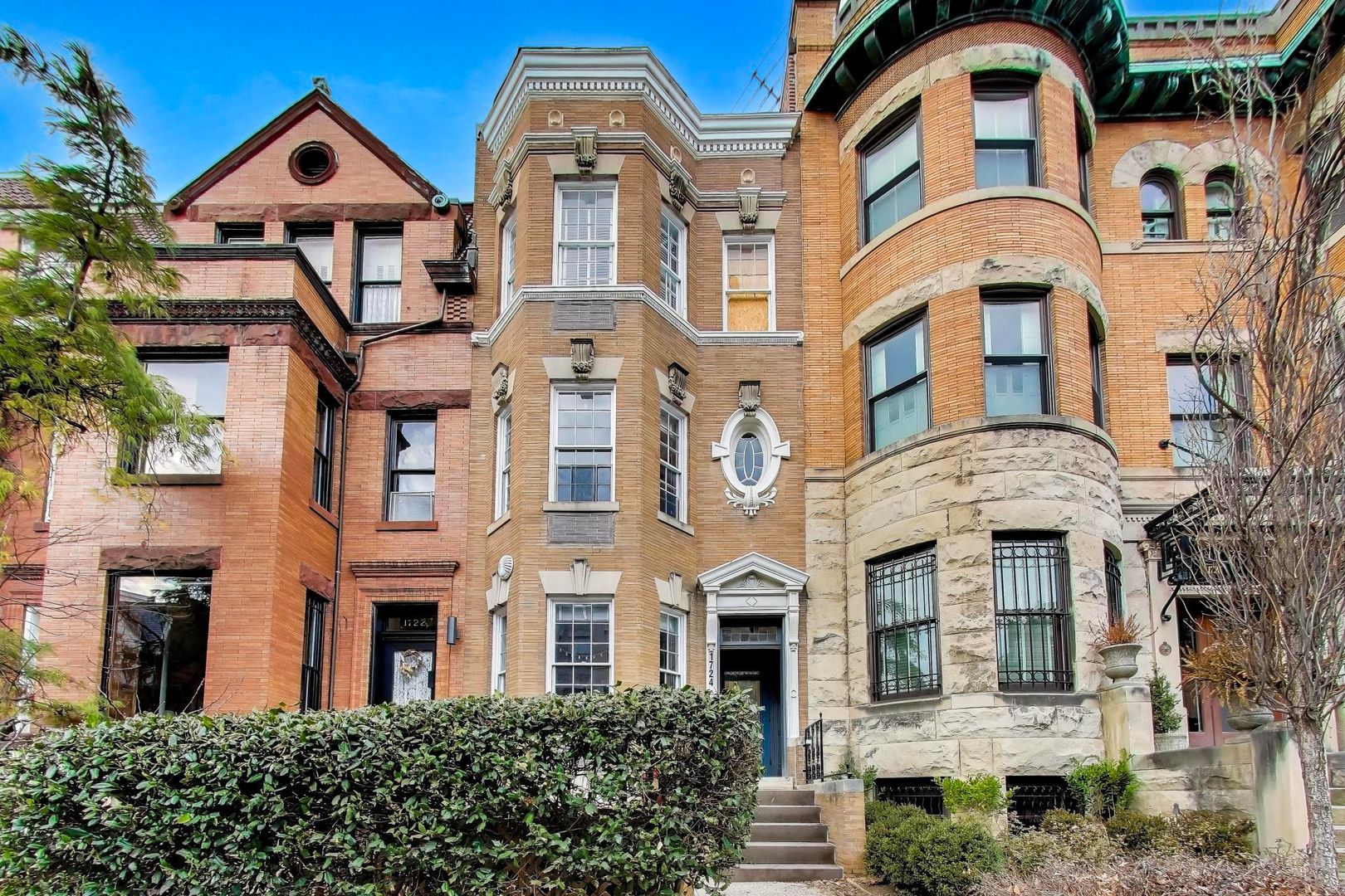 Washington Apartment: 1724 21st St NW