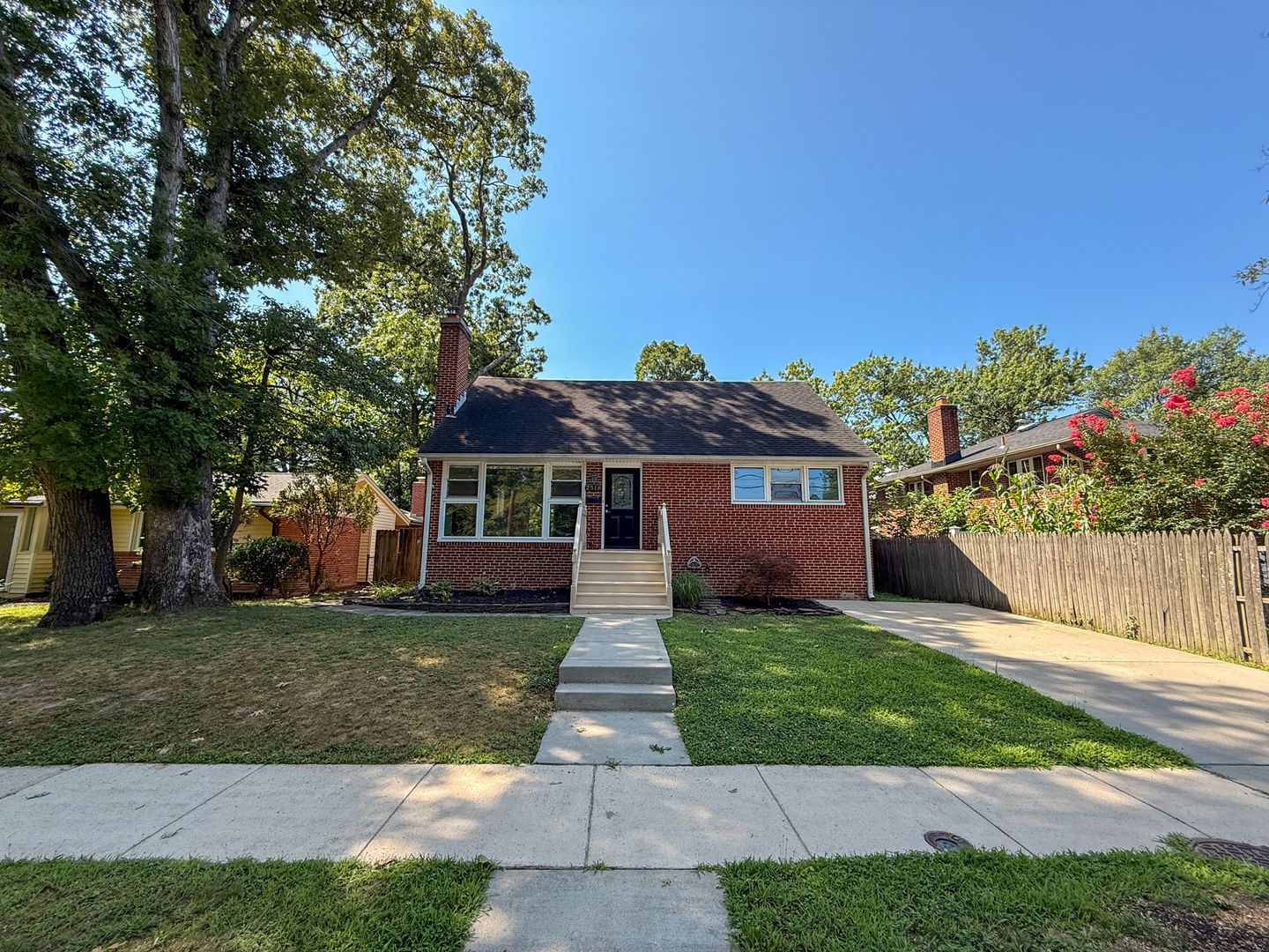 Silver Spring House: 2518 Harmon Road