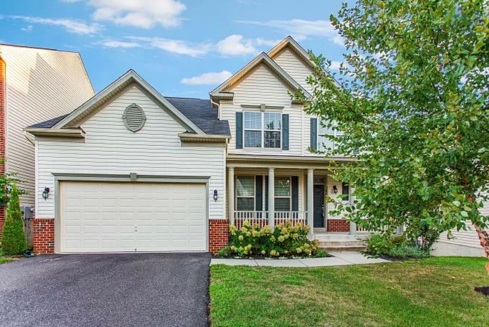 Bowie House: 2604 Brooke Grove Rd