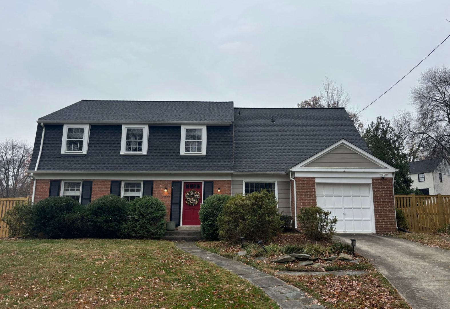 Rockville House: 7000 Old Cabin Lane