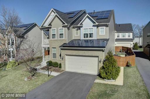 4 + 4.5 BA - Custom Home - Close in Kensington