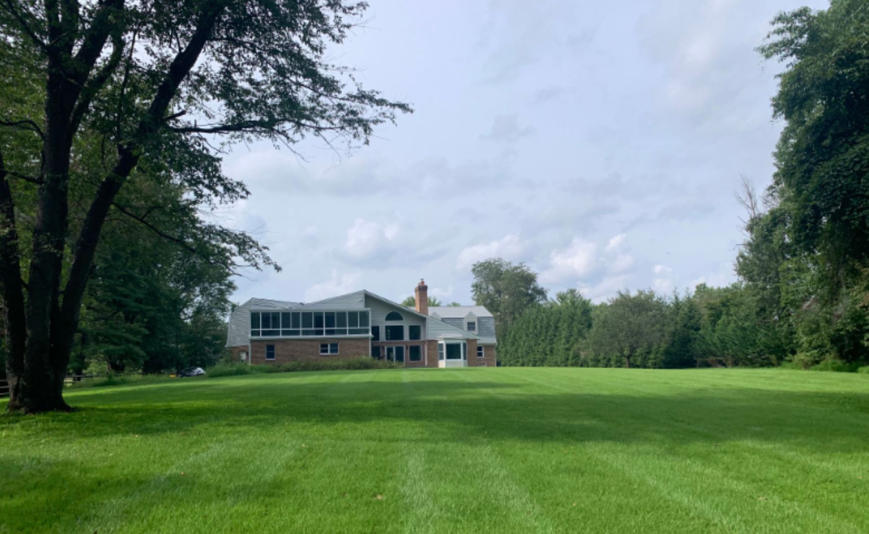 Gaithersburg House: 13216 Chestnut Oak Drive