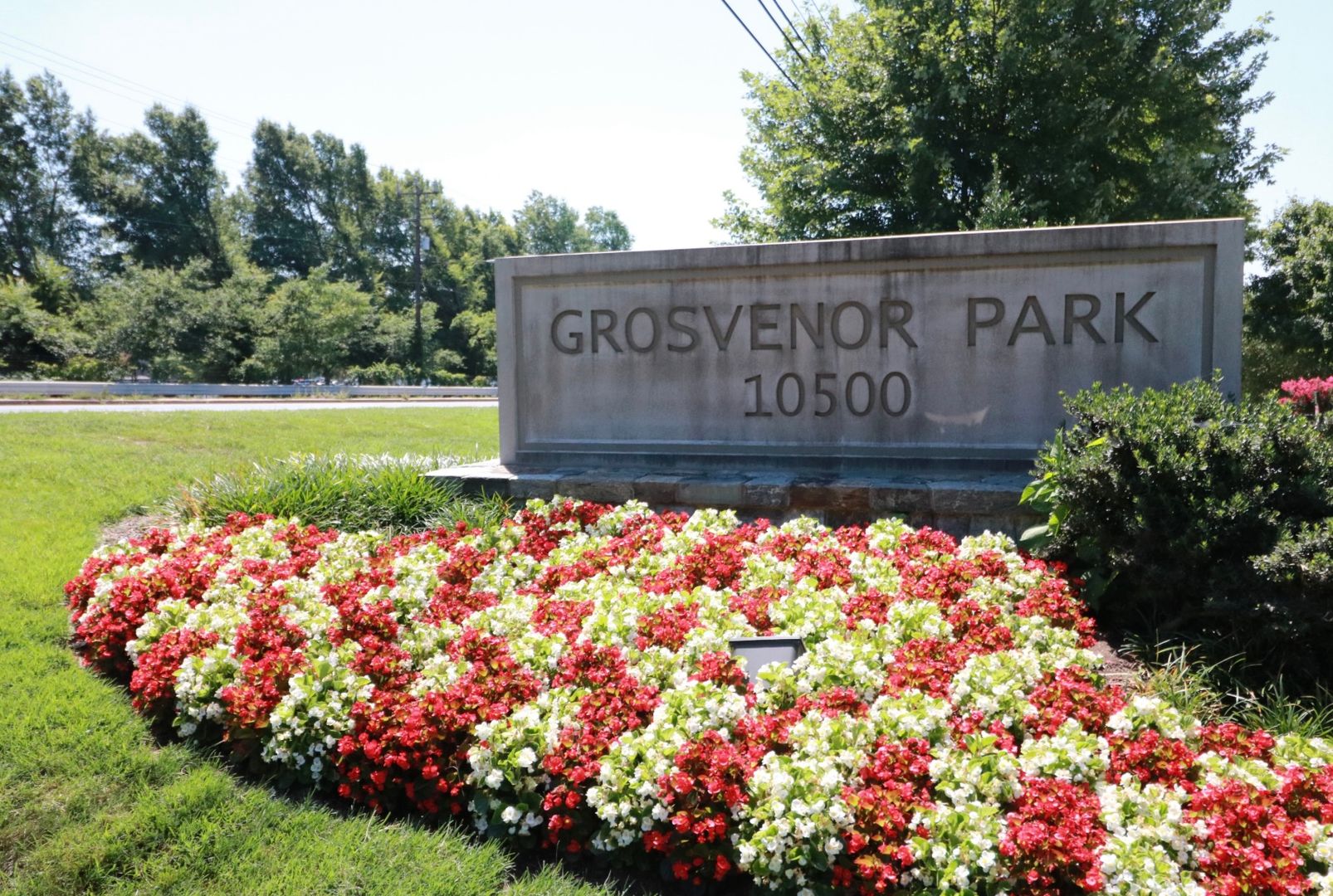 Rockville House: 10500 Rockville Pike #1228