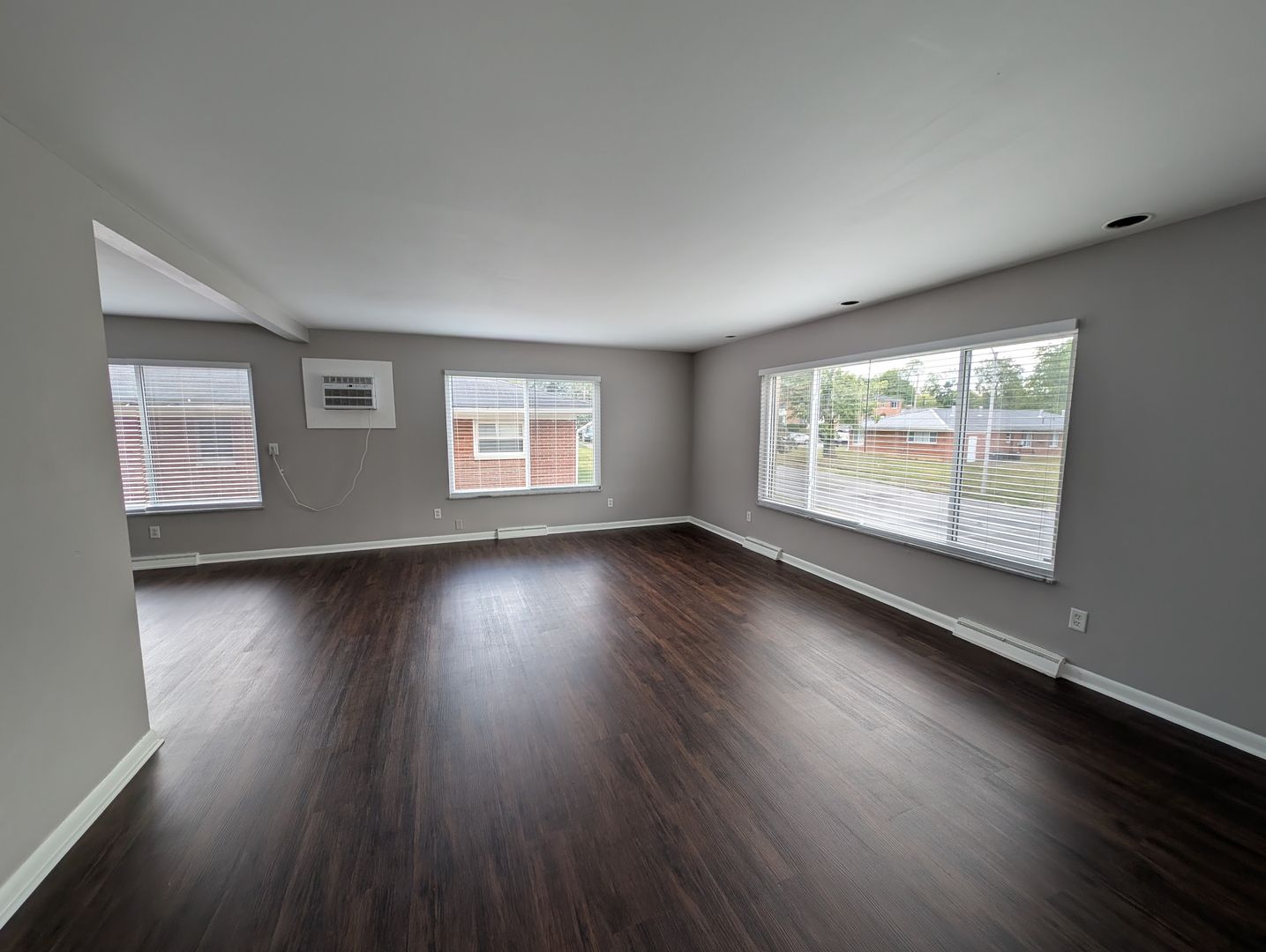 Dayton Apartment: 110 Cromwell Place