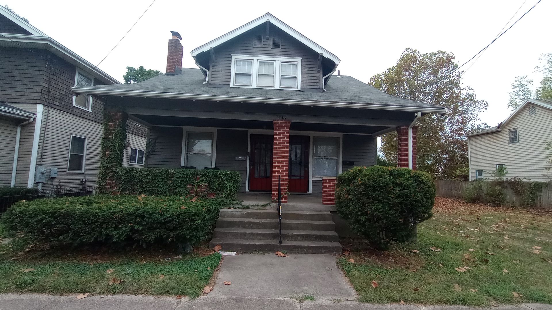 Middletown Apartment: 1816 Woodlawn Ave.