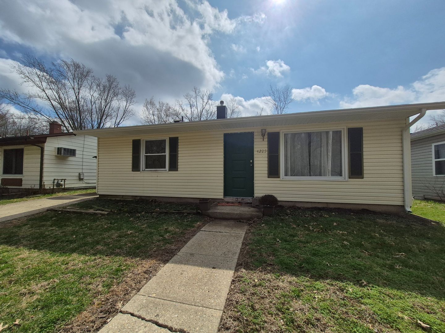 Dayton House: 4225 Brunswick Ave.