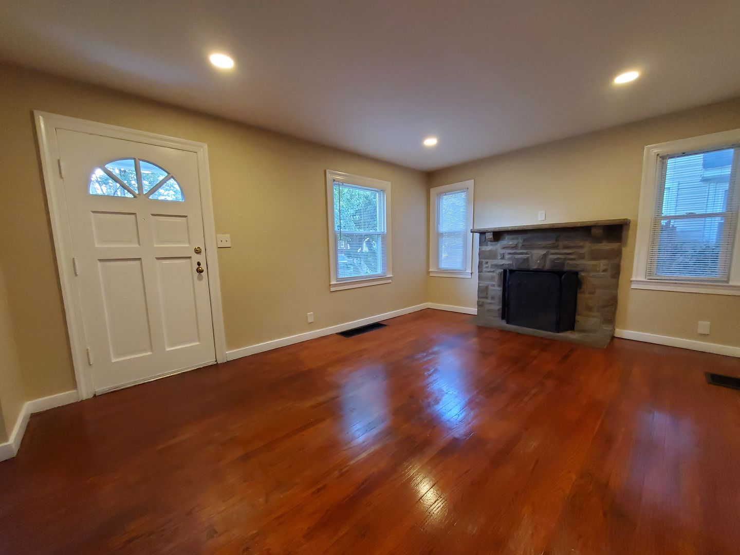 Dayton House: 2844 Grace Ave.