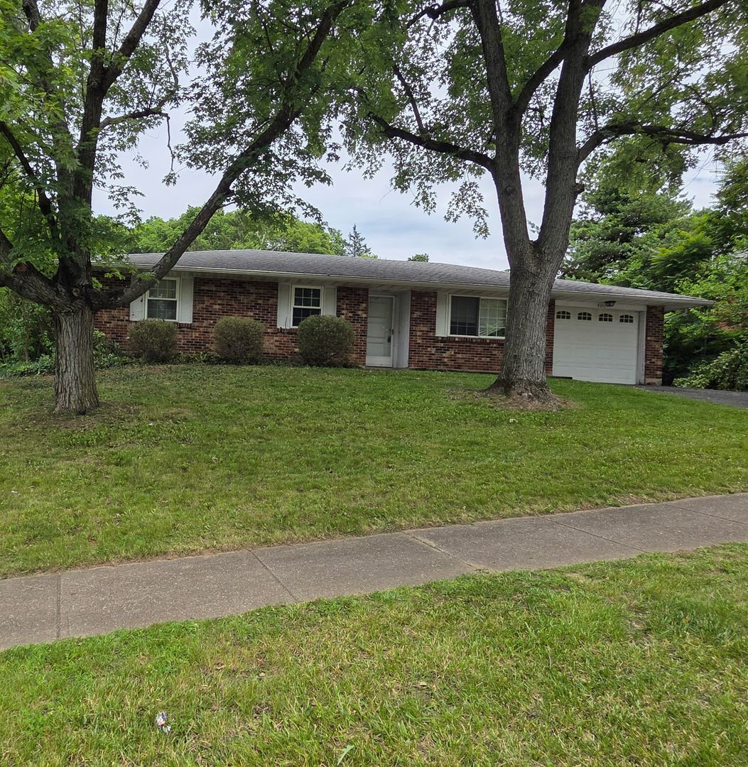 Huber Heights House: 5011 Longford Rd