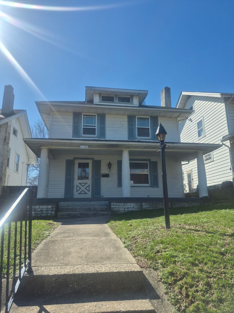 Dayton House: 1146 Beaumont Ave