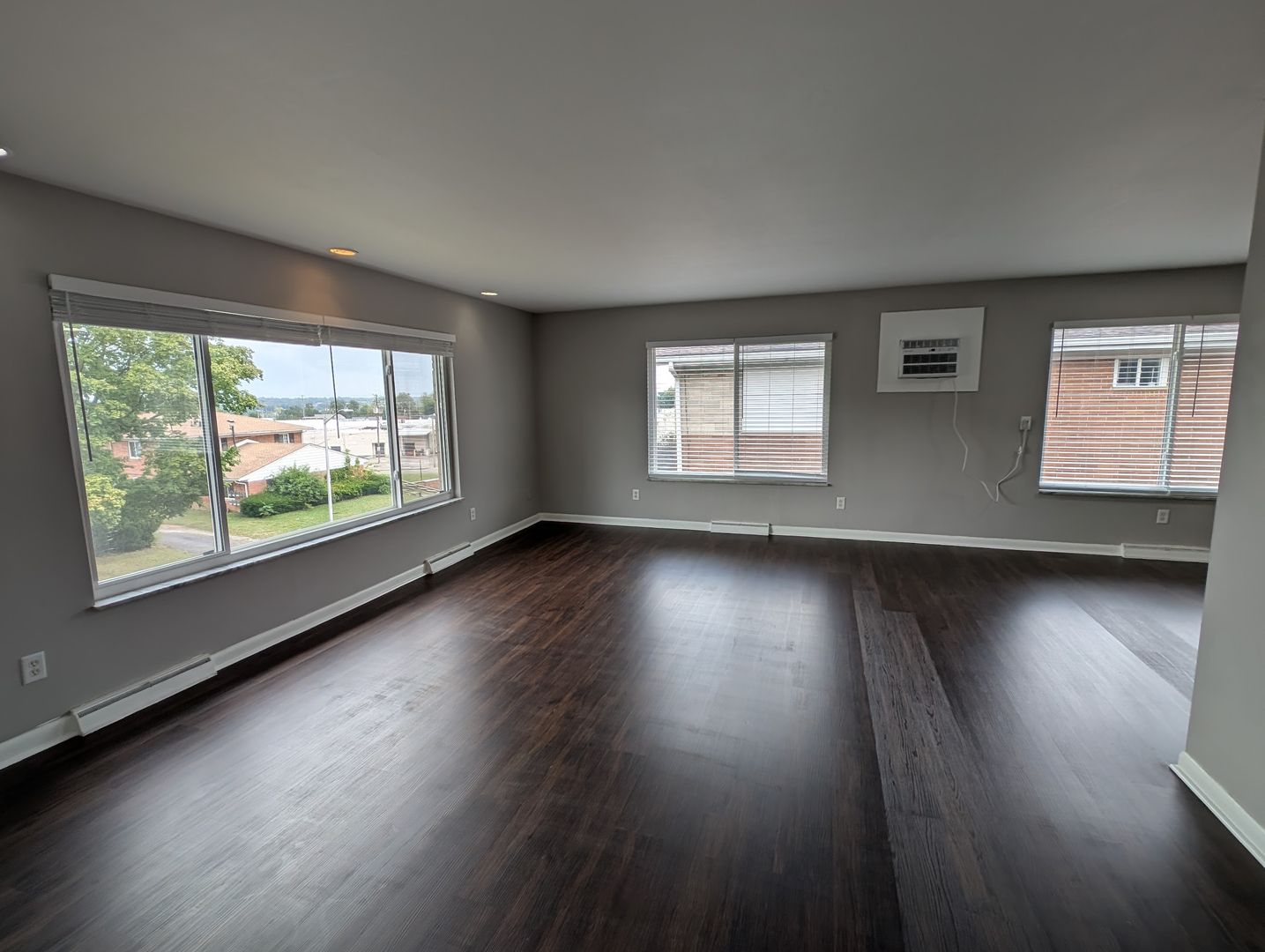 Dayton Apartment: 110 Cromwell Place