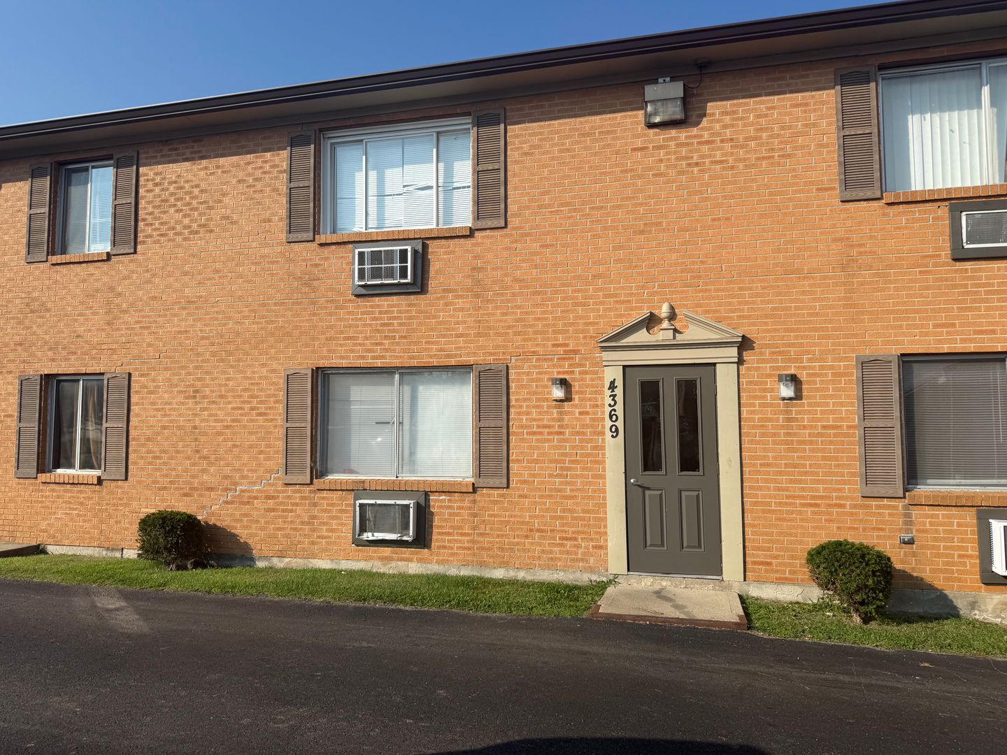Dayton Apartment: 4365 Parkway Drive