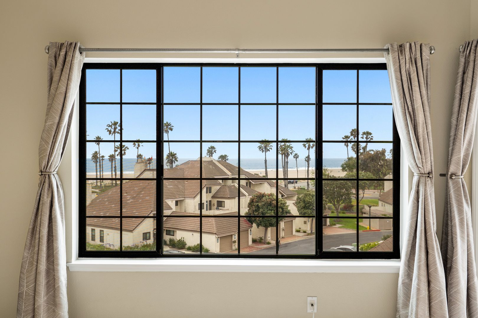 Port Hueneme Condo: 558 Terrace View Pl