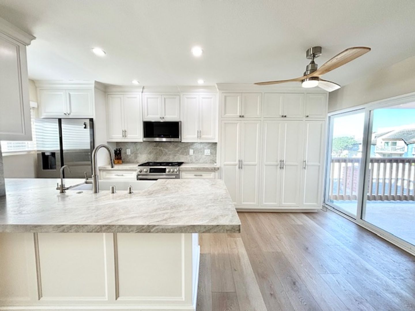 Oxnard House: 3725 Sunset Ln