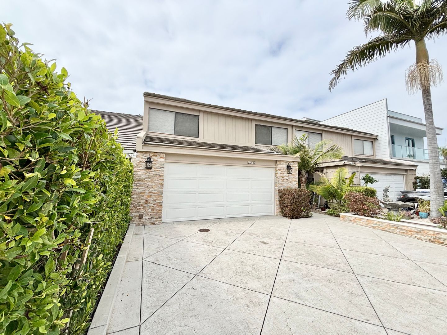 Oxnard House: 2551 Greencastle Ct