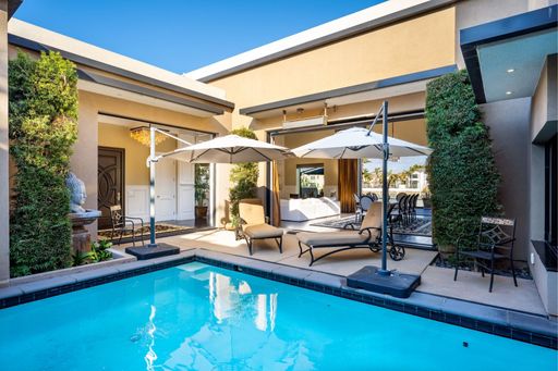 Oxnard | WATERFRONT | 3 Bed + 3.5 Bath | Fully Furnished | 4490 Eastbourne Bay – photo 1
