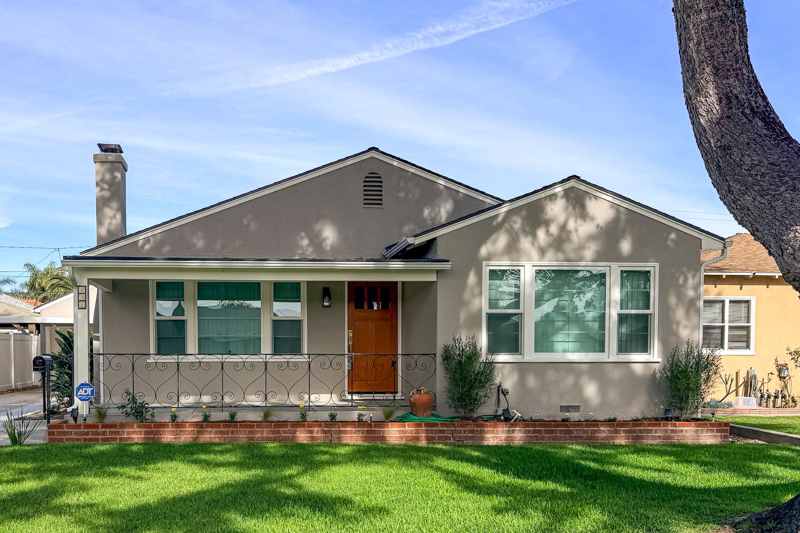 Oxnard House: 431 Deodar Ave