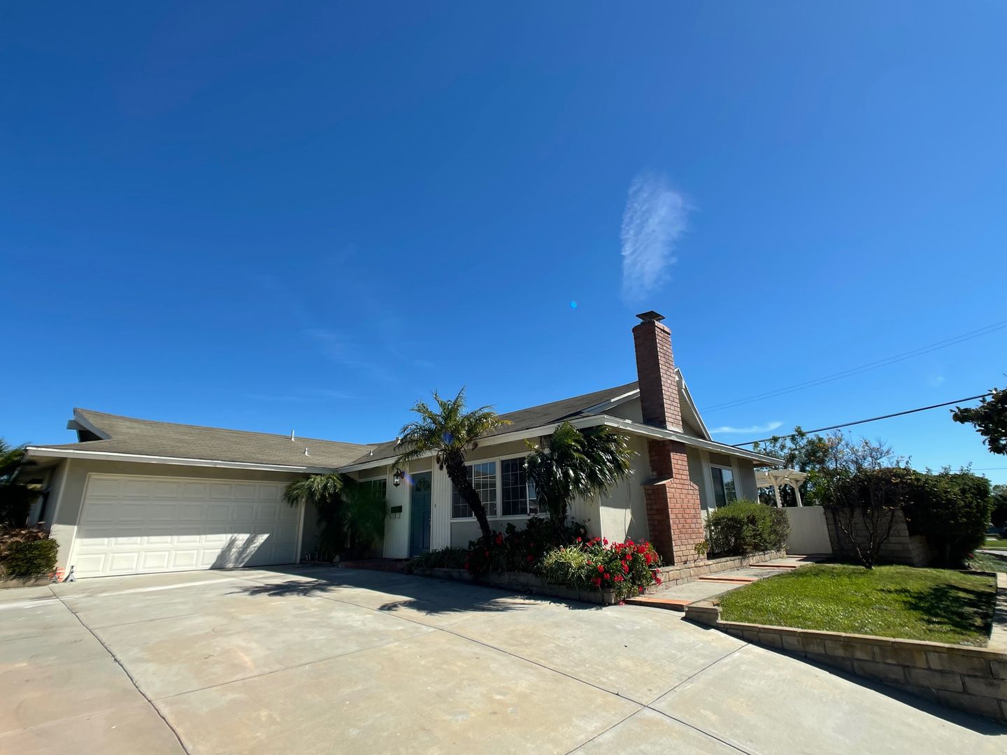 CAMARILLO House: 598 WALKER STREET - 598