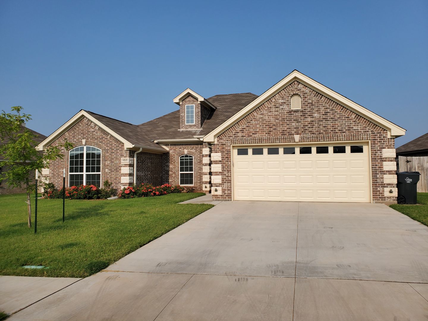 Wichita Falls House: 4810 Falcon Crest