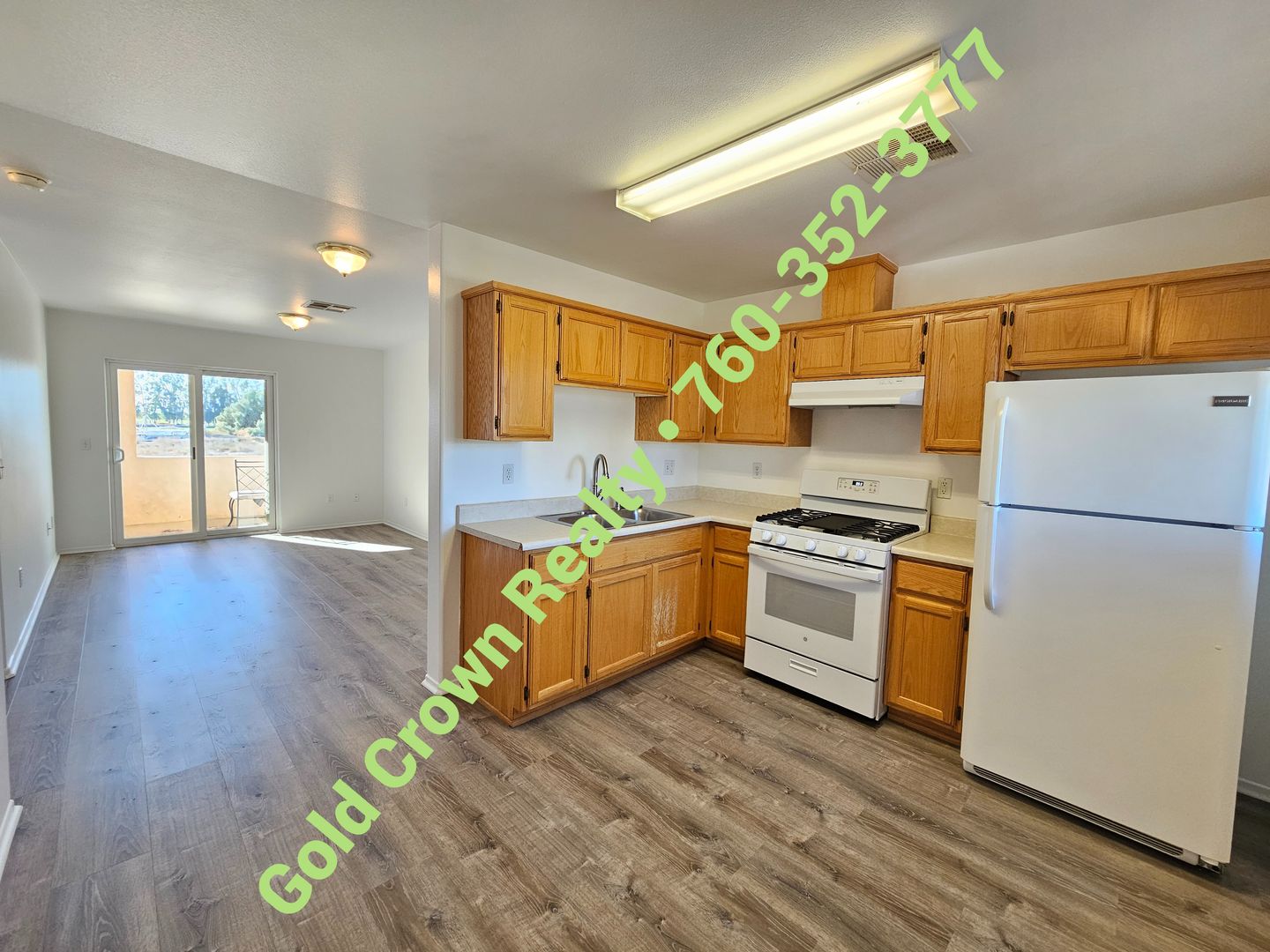 Seeley Apartment: 1770 W Evan Hewes