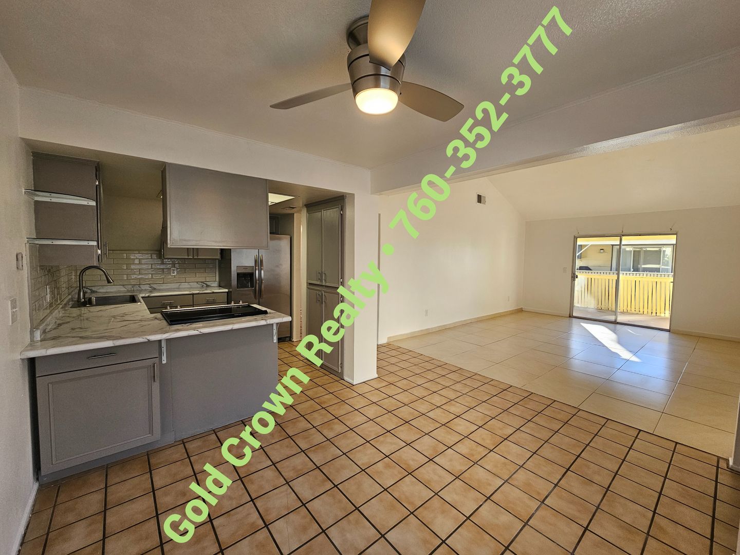El Centro Condo: 1716 Olive Ave. "D"