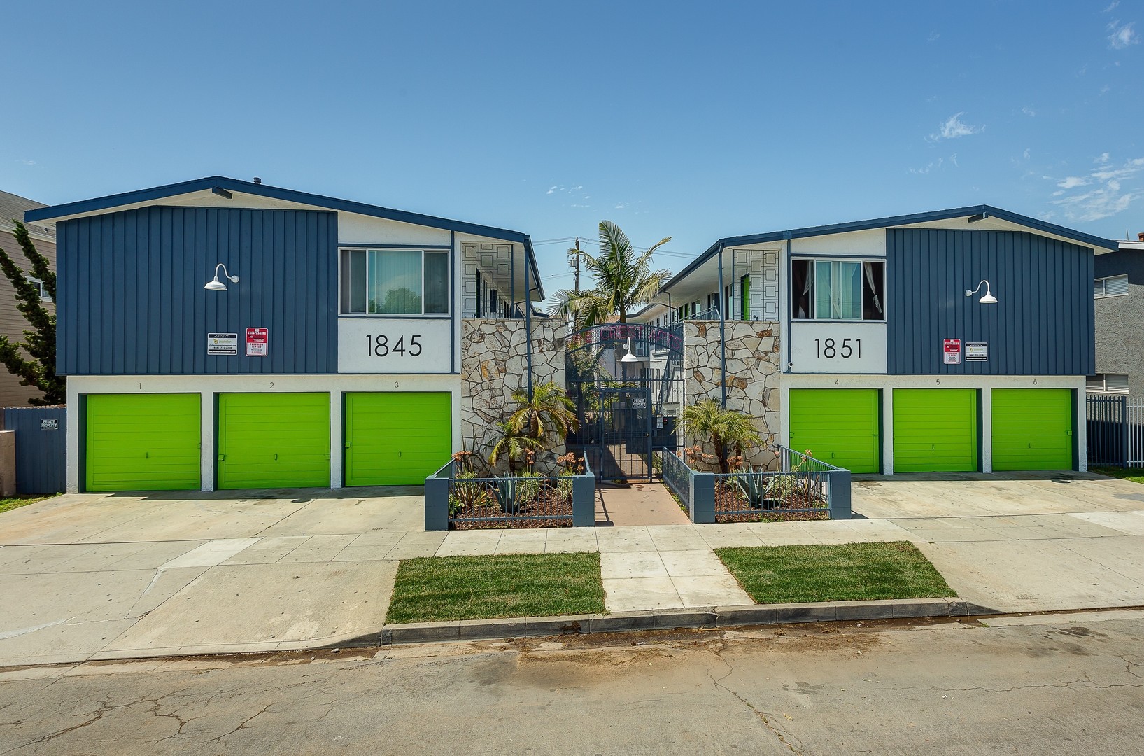 Long Beach Apartment: 1845-1851 Pine Ave.