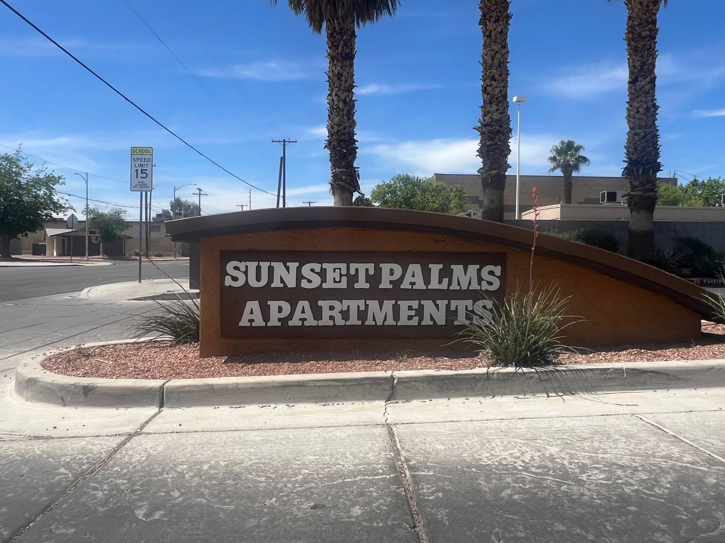 Las Vegas Apartment: 900 Doolittle Ave