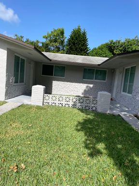3 Bedroom House – photo 1