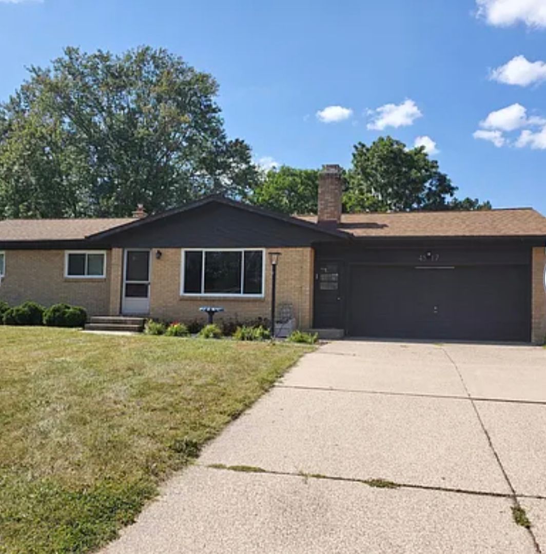 Kentwood House: 4517 Curwood Ave SE