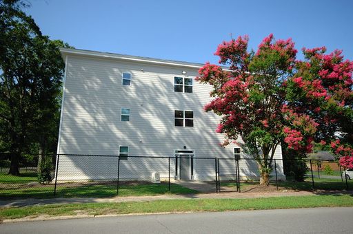 315 E. Walnut St. Apt 2F. Goldsboro, NC 27530