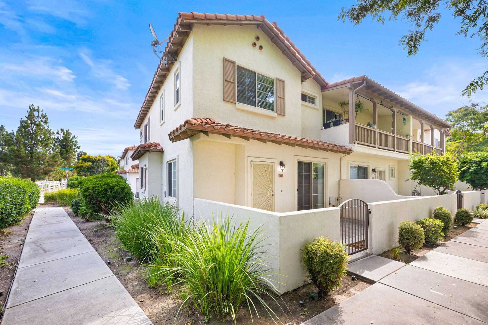 Oceanside Townhome: 1527 Circle Ranch Way #66