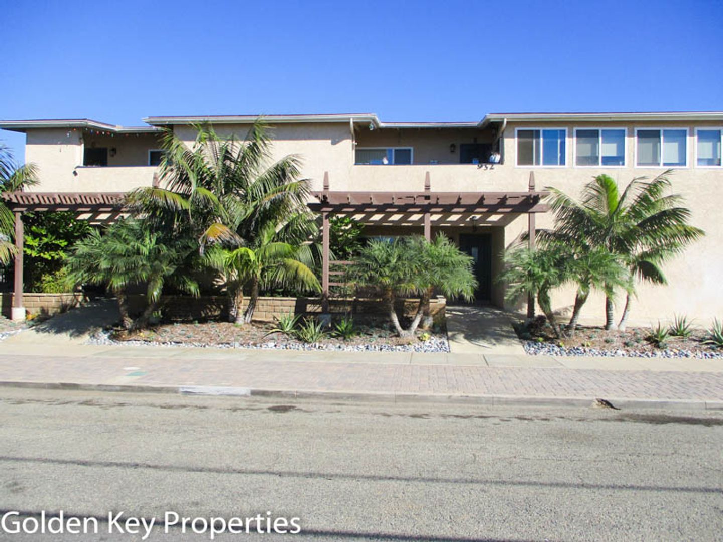 Oceanside Apartment: 932 Tait St. #B