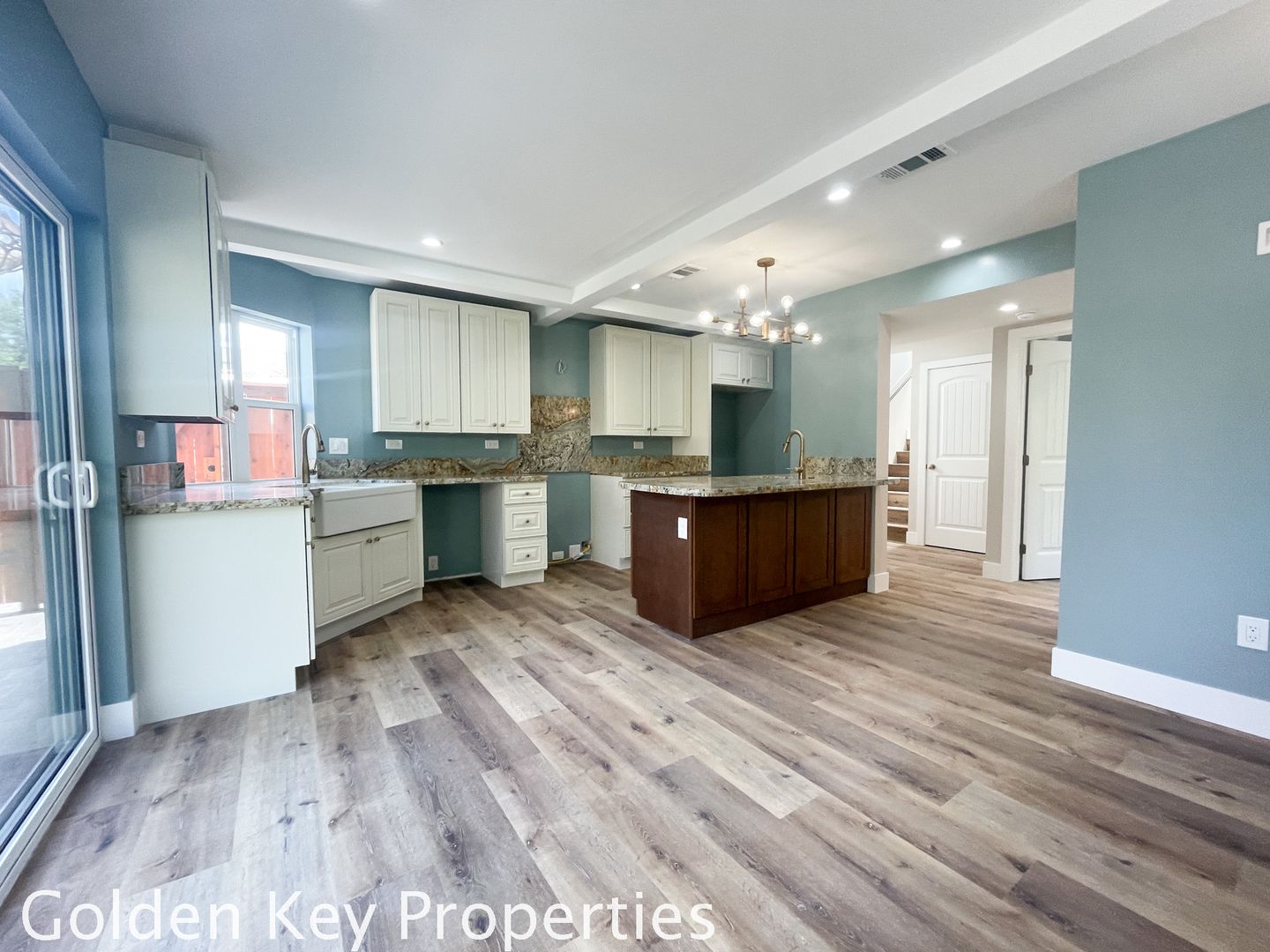 Carlsbad House: 4864  Alondra Way