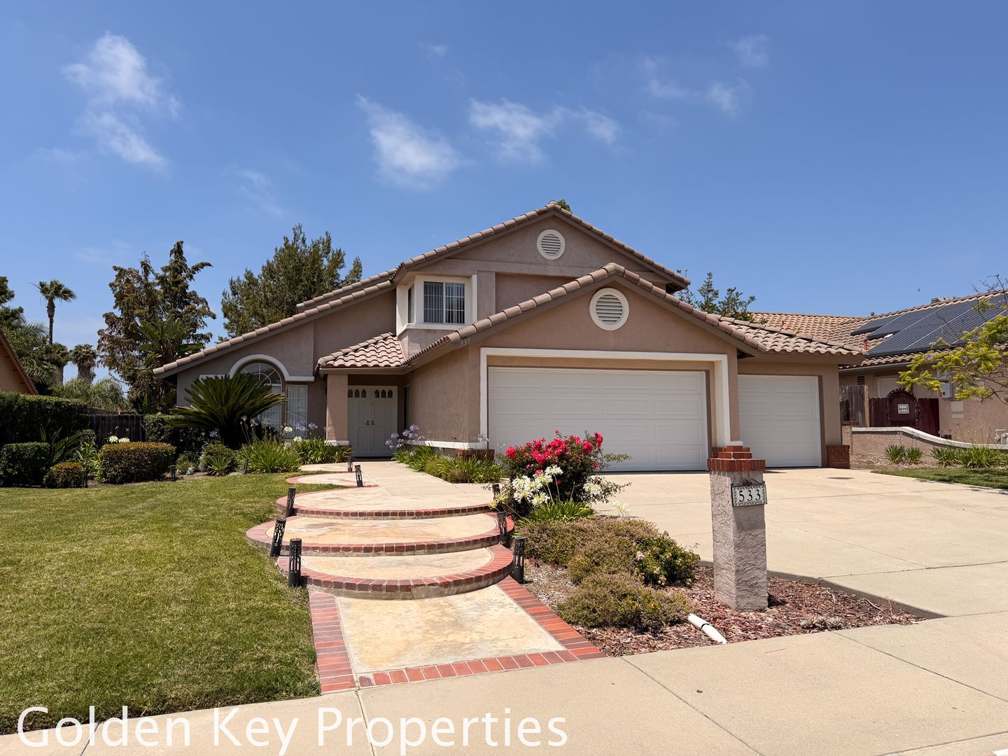 Oceanside House: 533 Edgewater Avenue