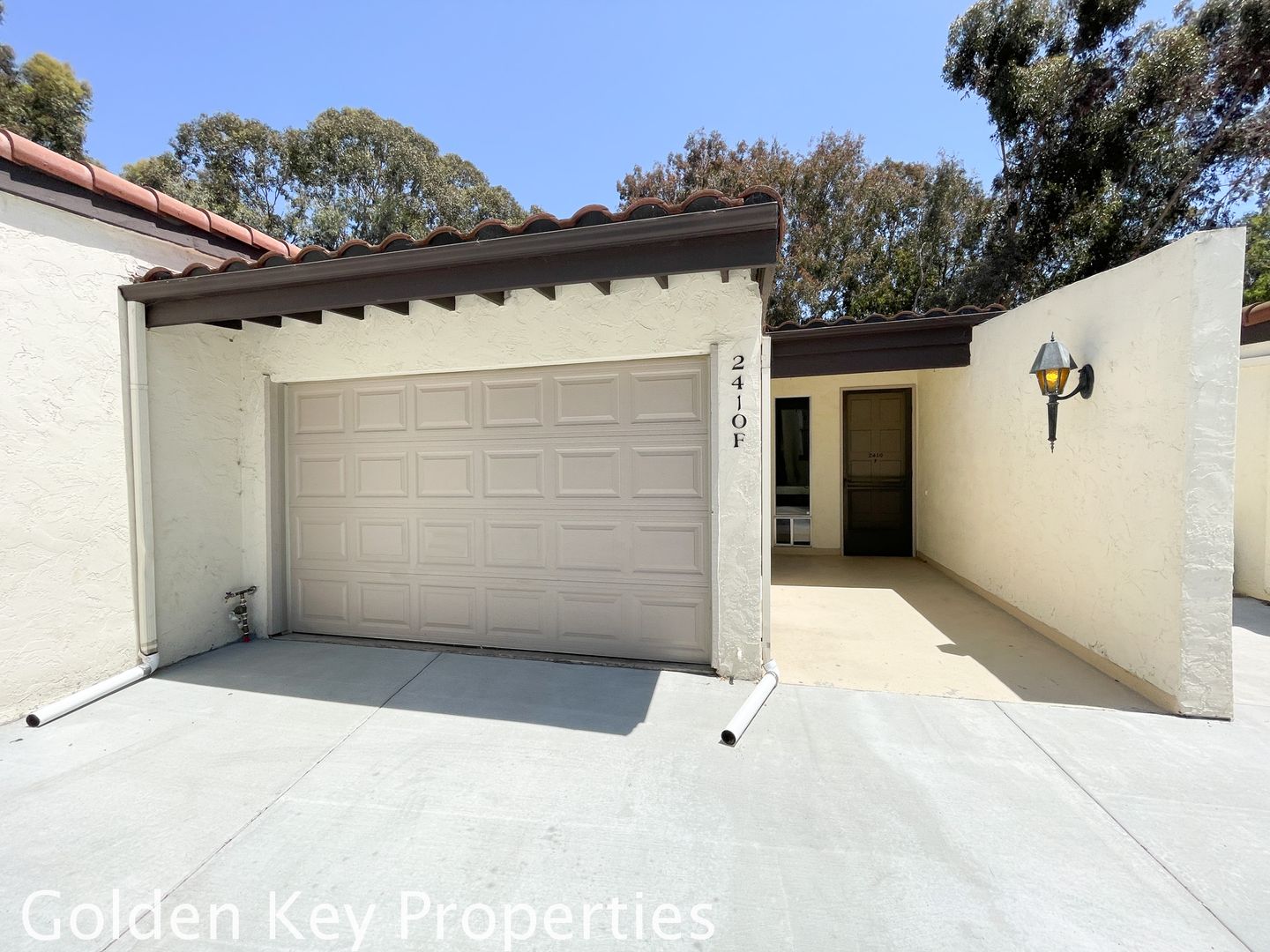 Carlsbad House: 2410 Altisma Way #F