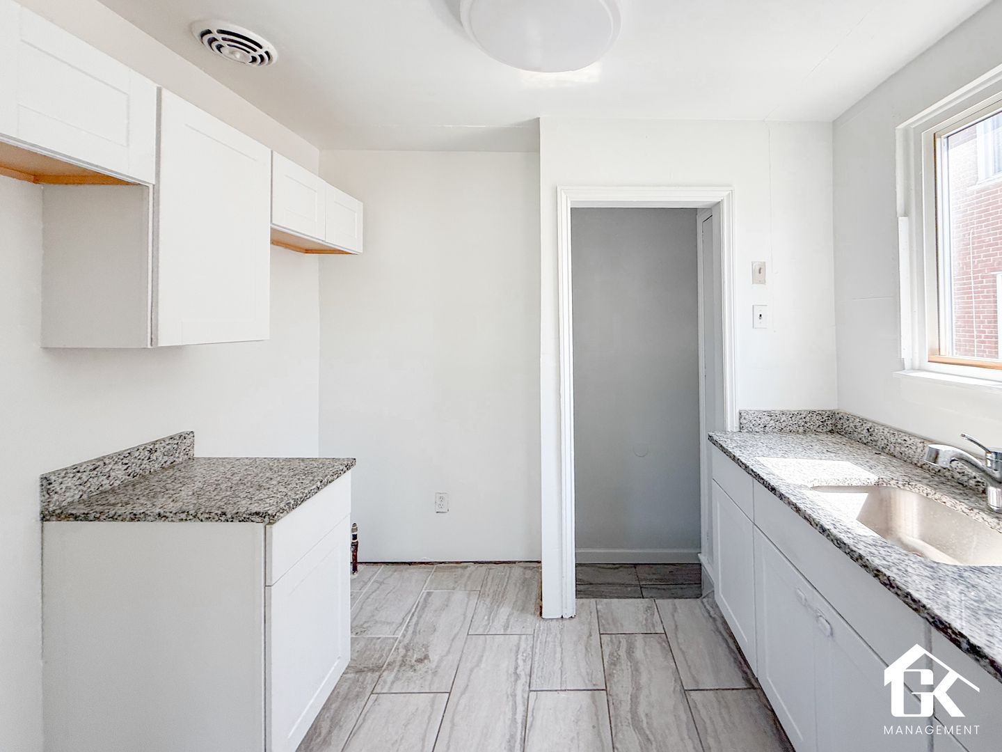 Detroit House: 7708 Penrod