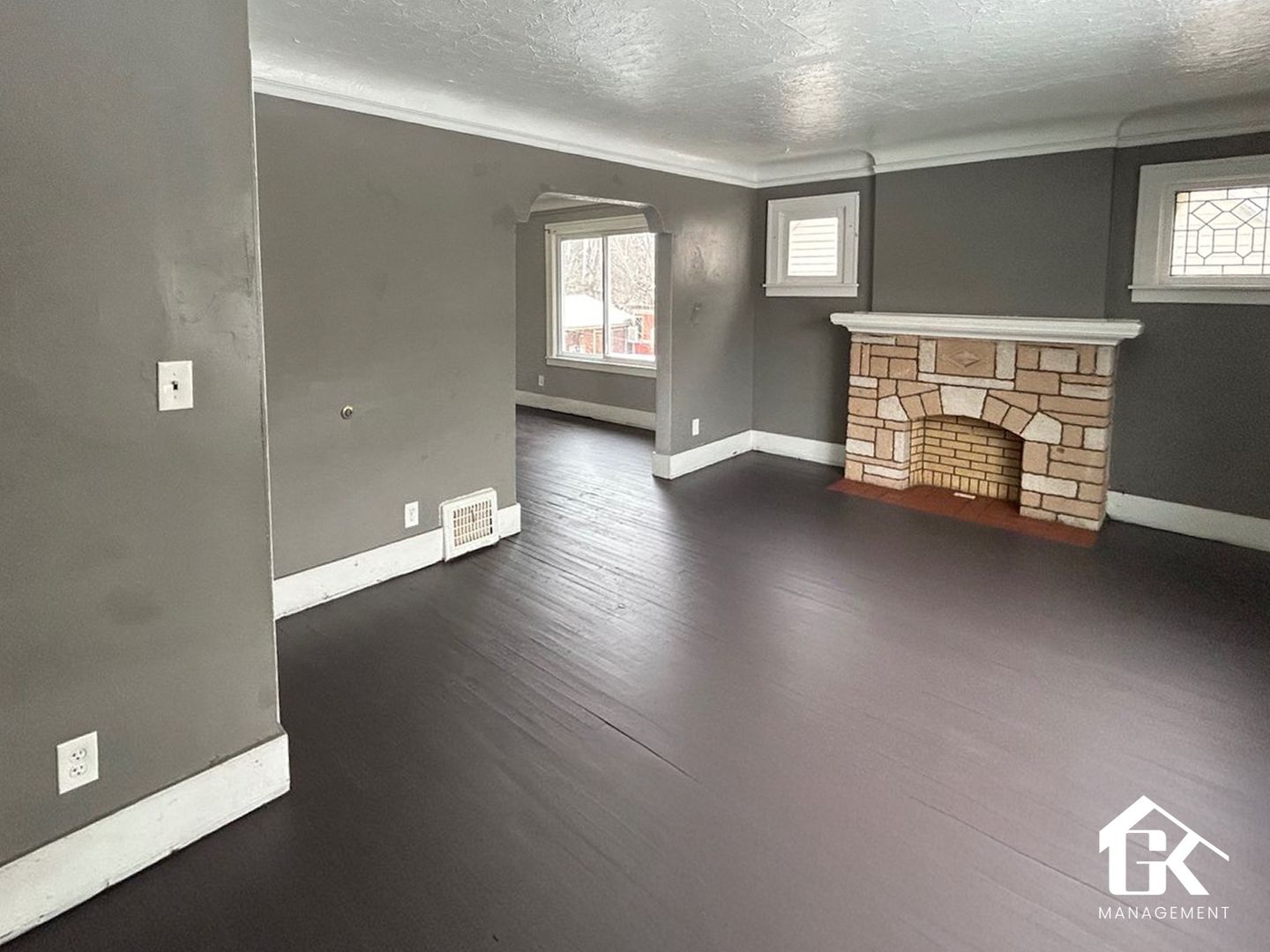Detroit Apartment: 6885 Mettetal
