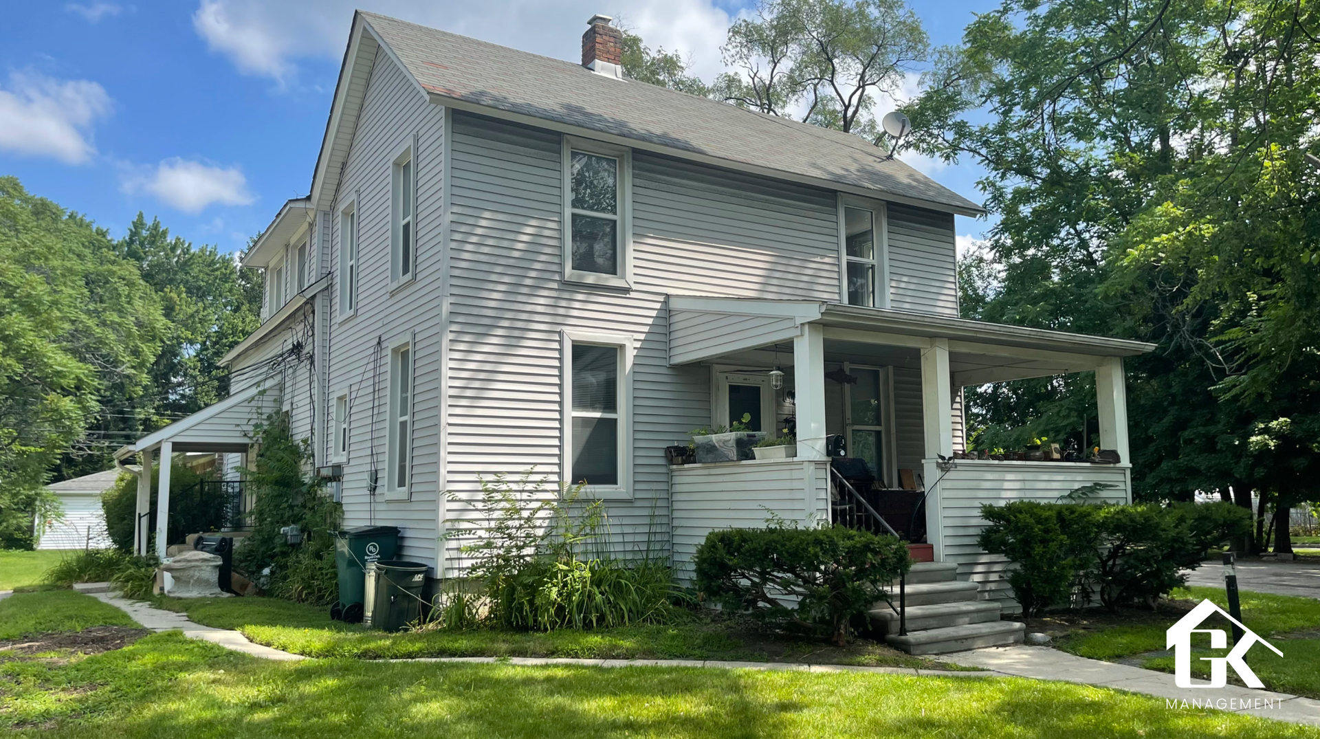 Royal Oak Apartment: 308 W 12 Mile Road