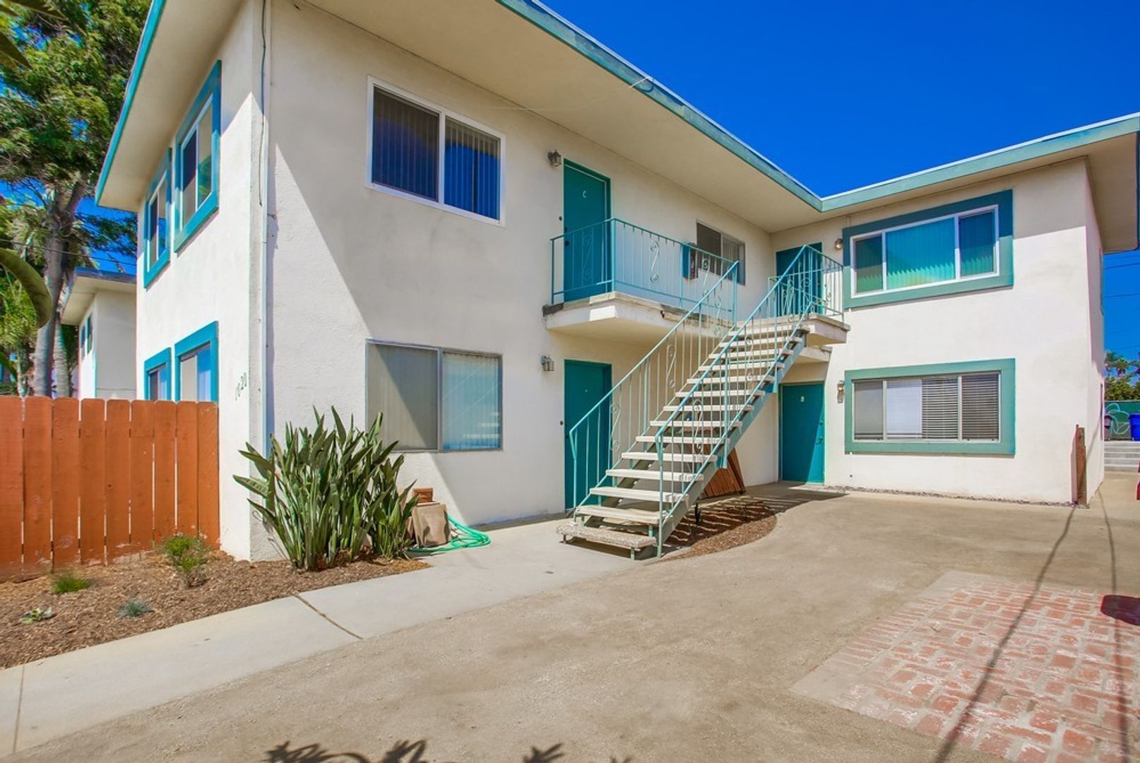 Oceanside Apartment: 1020 S Cleveland St
